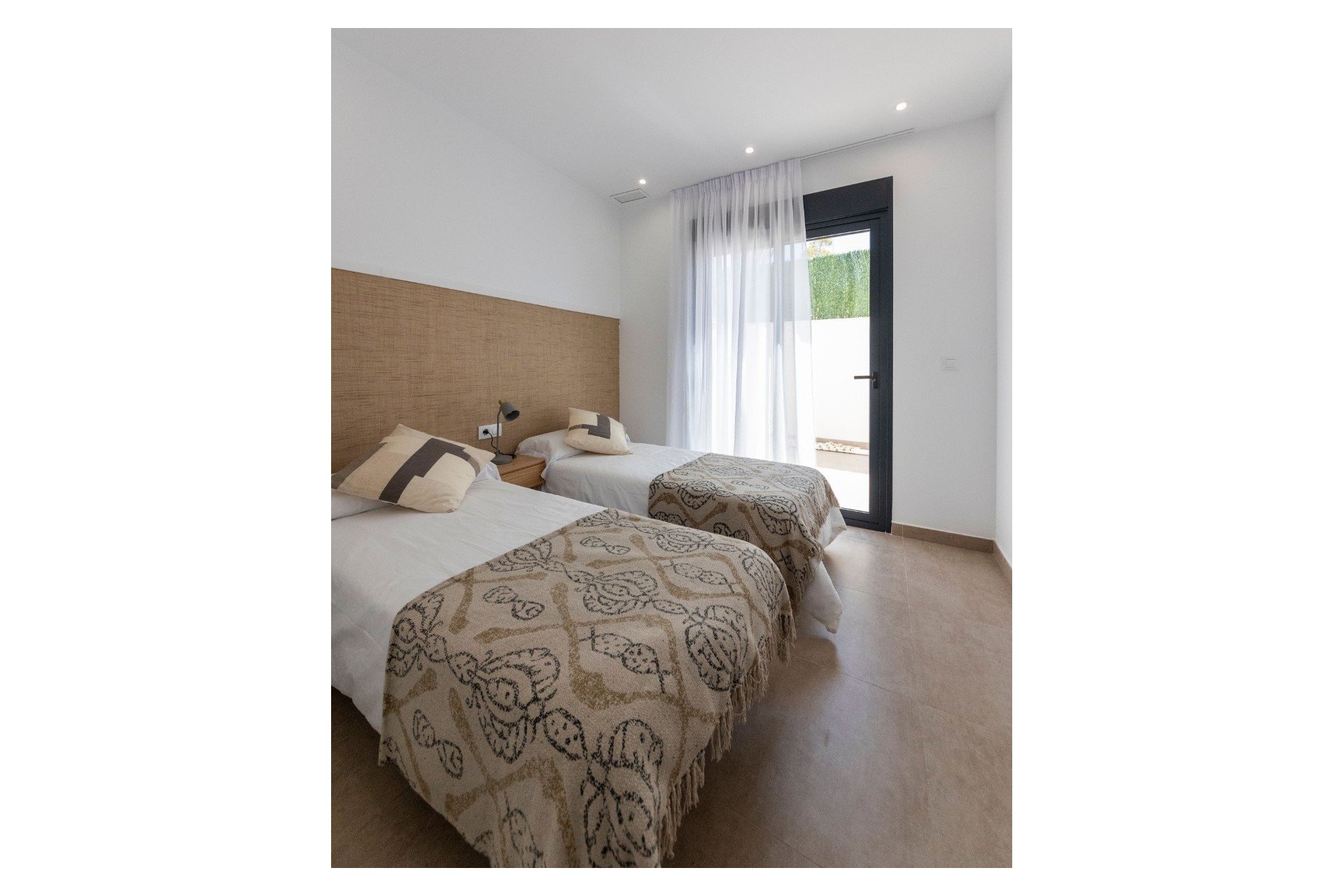 Obra nueva - Villa - San Juan de los Terreros