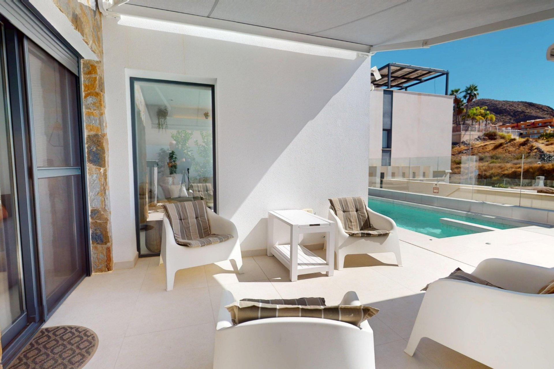 Odsprzedaż - Chalet  - Águilas - El Hornillo