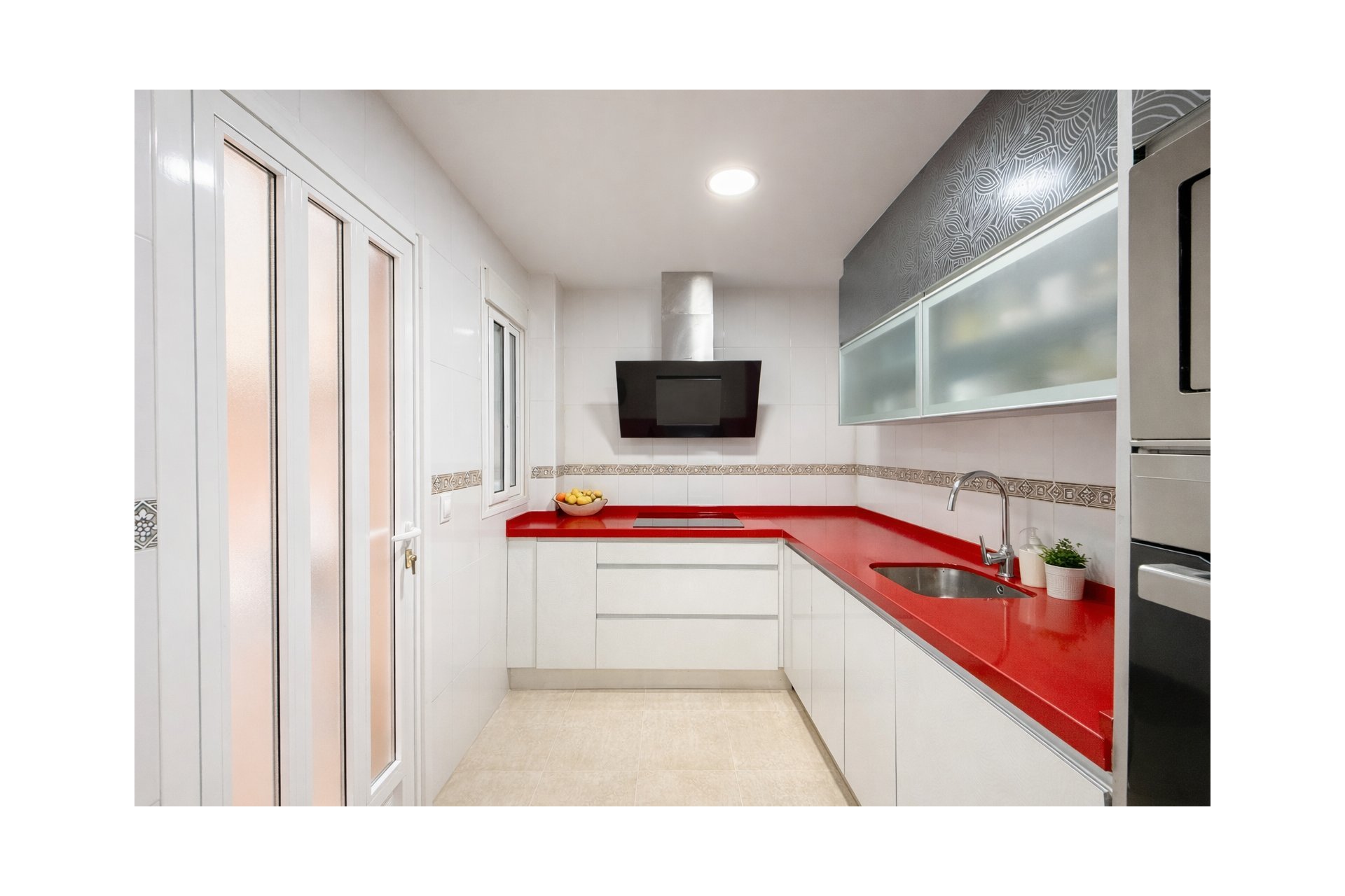 Odsprzedaż - Kamienica - Pulpi