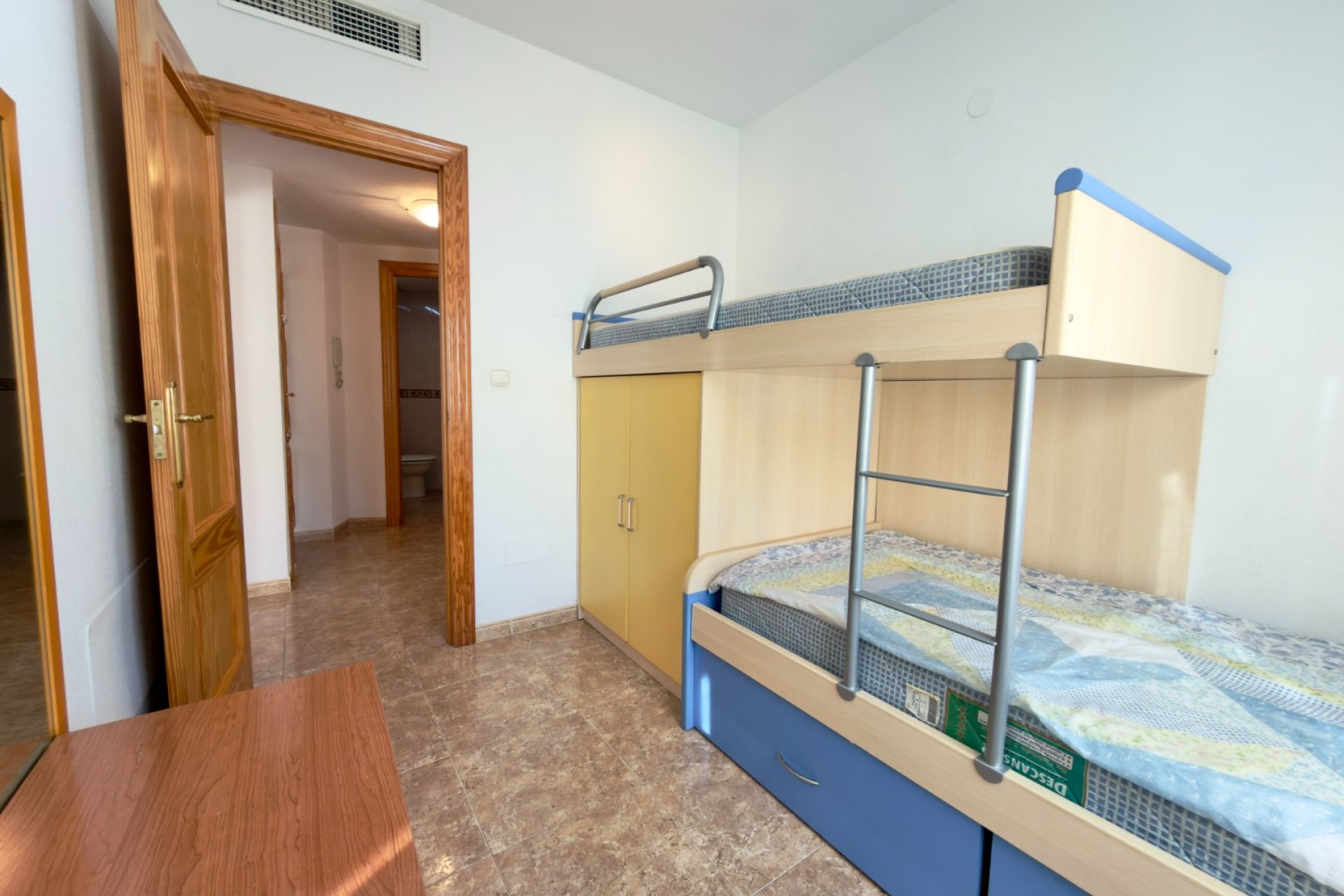 Odsprzedaż - Mieszkanie w bloku - Águilas - Centrum