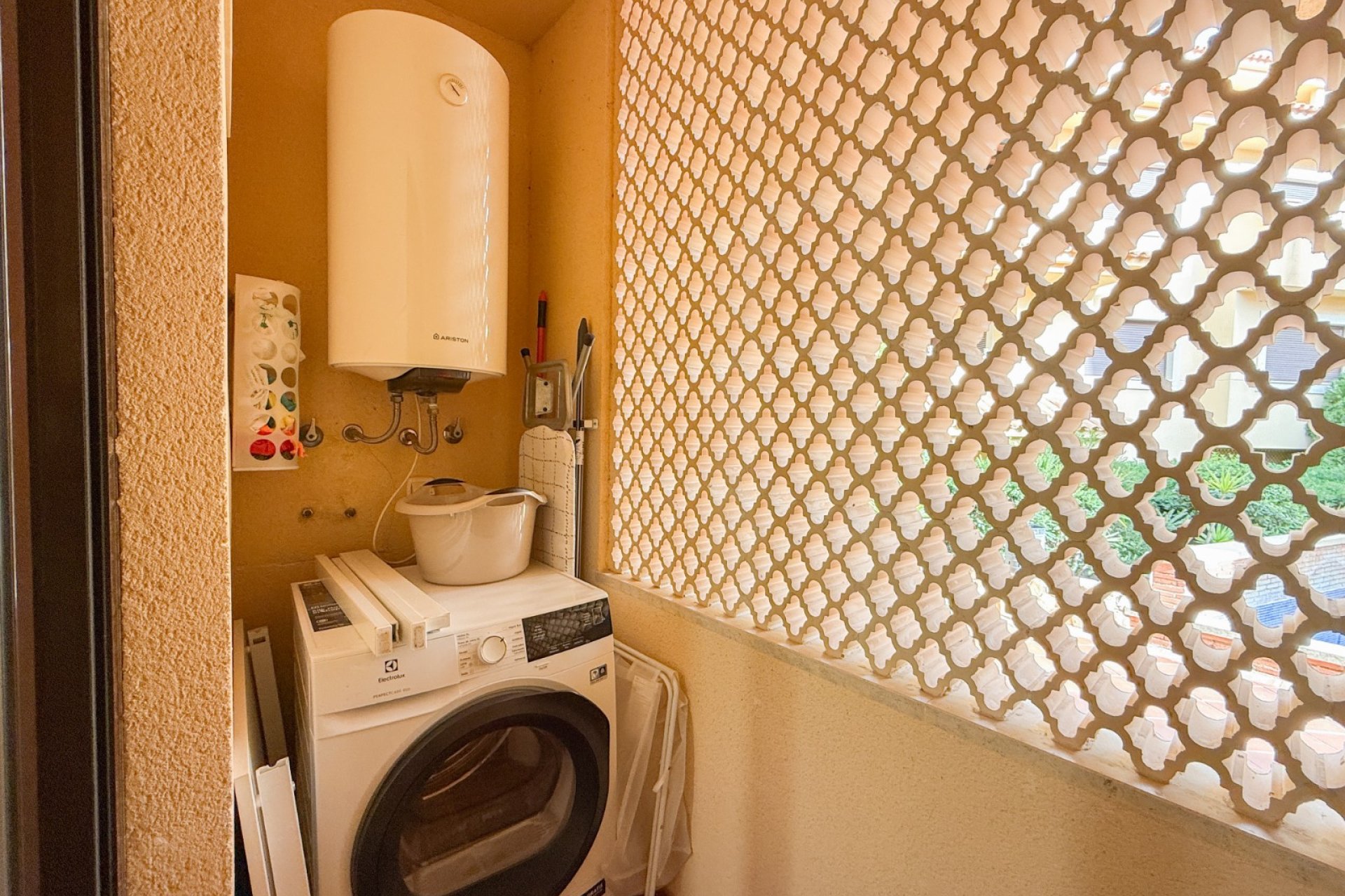 Odsprzedaż - Mieszkanie w bloku - Águilas -  Isla Del Fraile