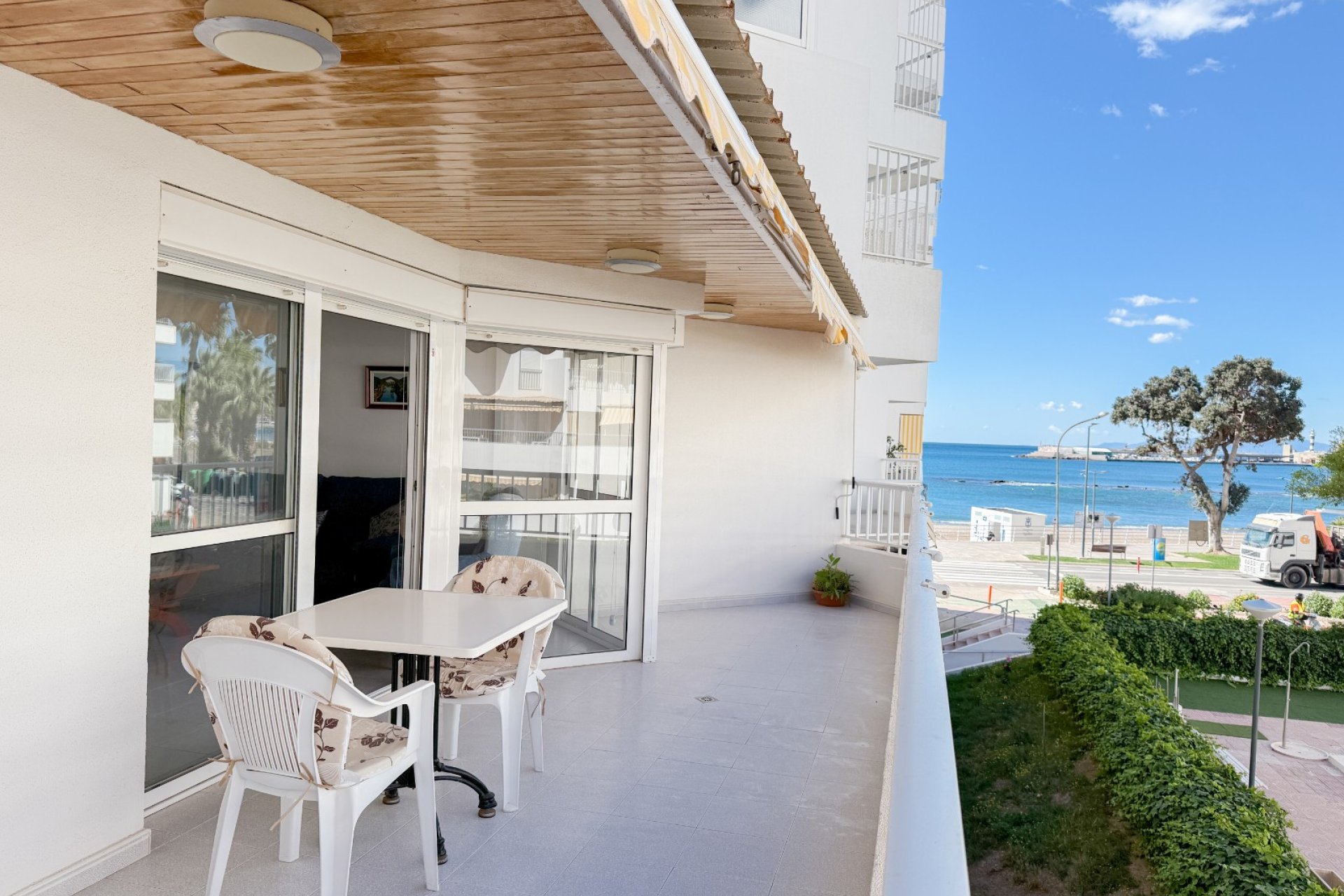 Odsprzedaż - Mieszkanie w bloku - Águilas - Strefa Plaża Delicias