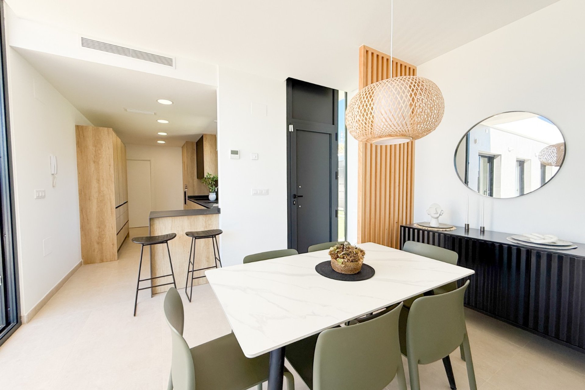 Odsprzedaż - Villa - San Juan de los Terreros