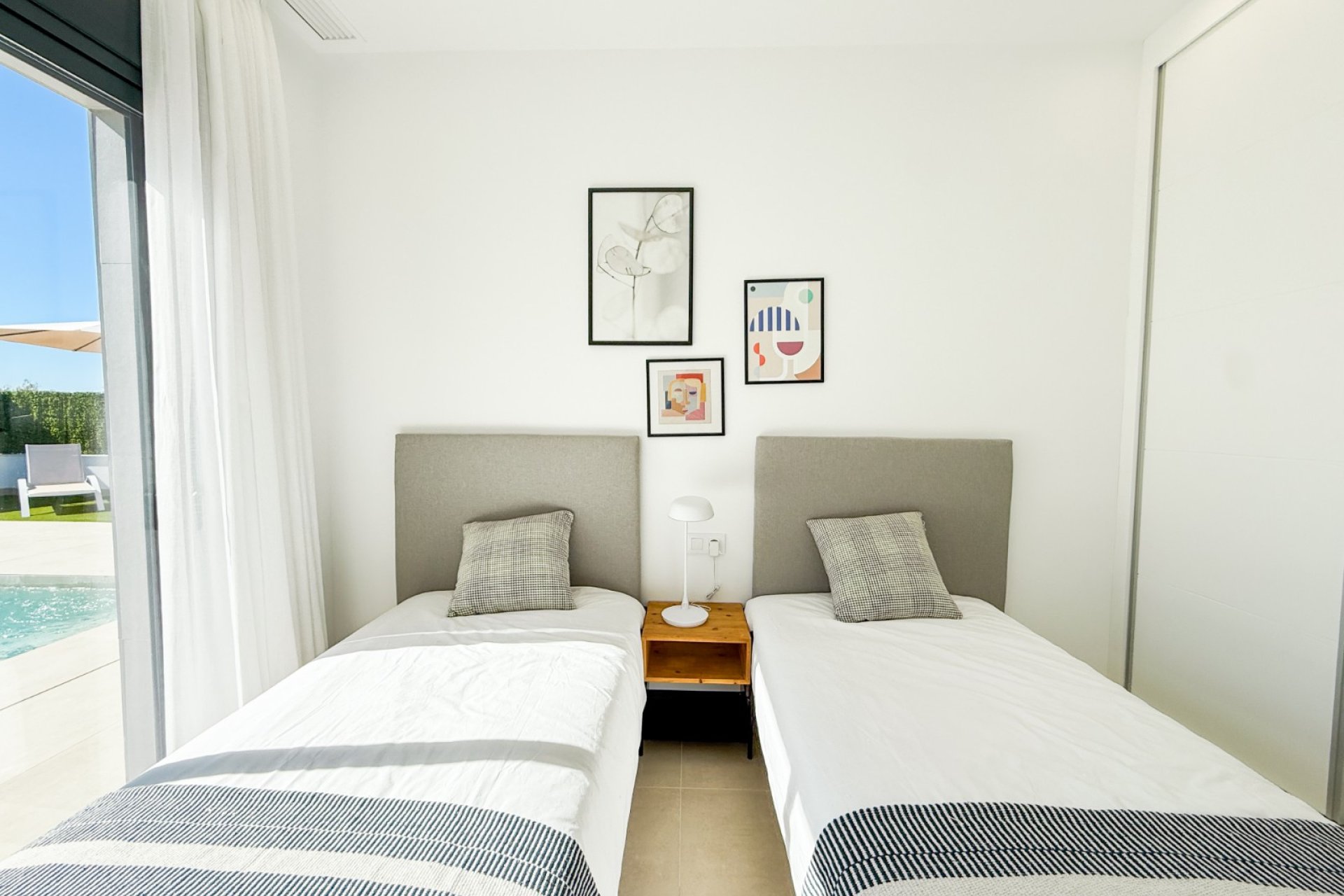 Odsprzedaż - Villa - San Juan de los Terreros