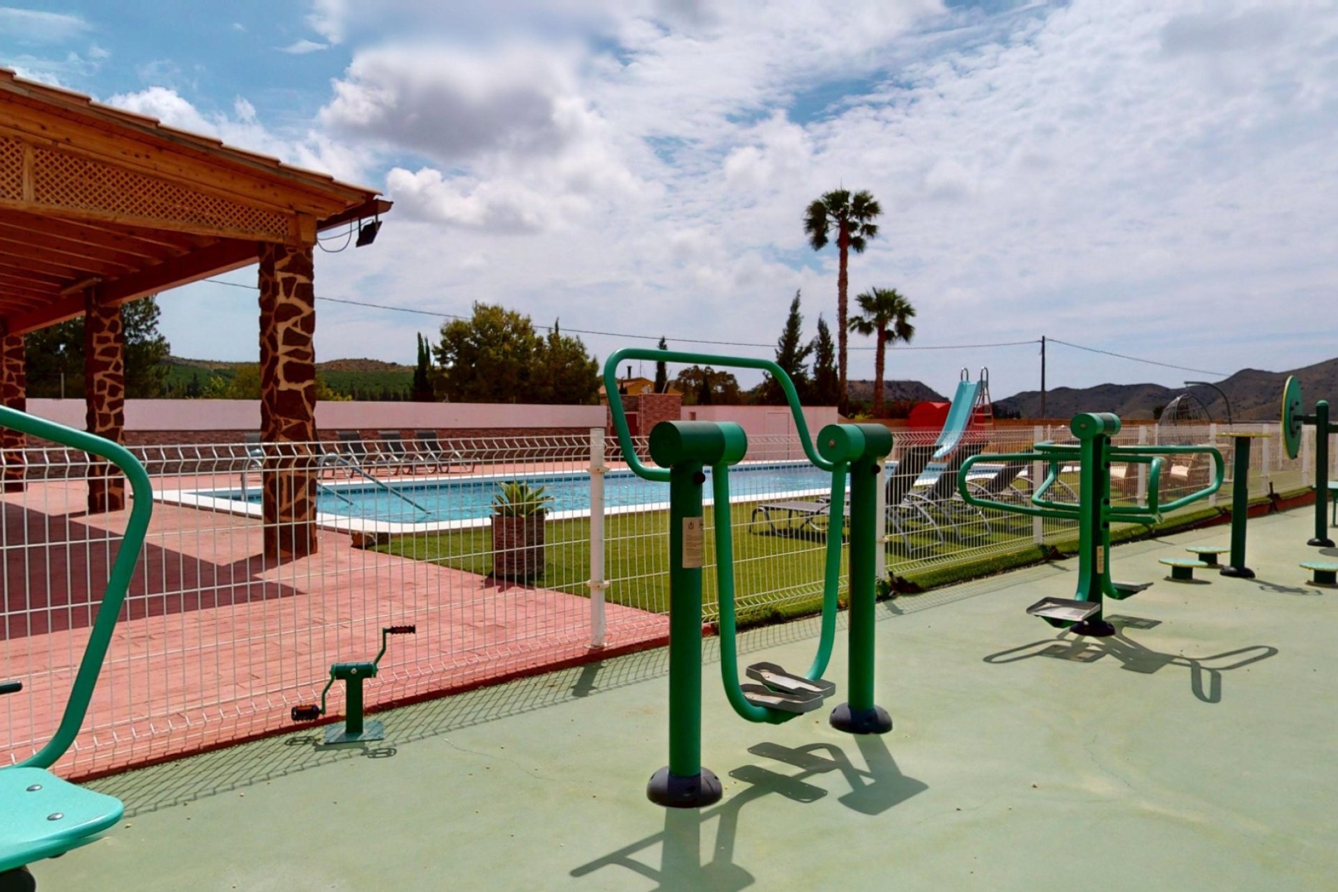 Resale - Villa - Águilas