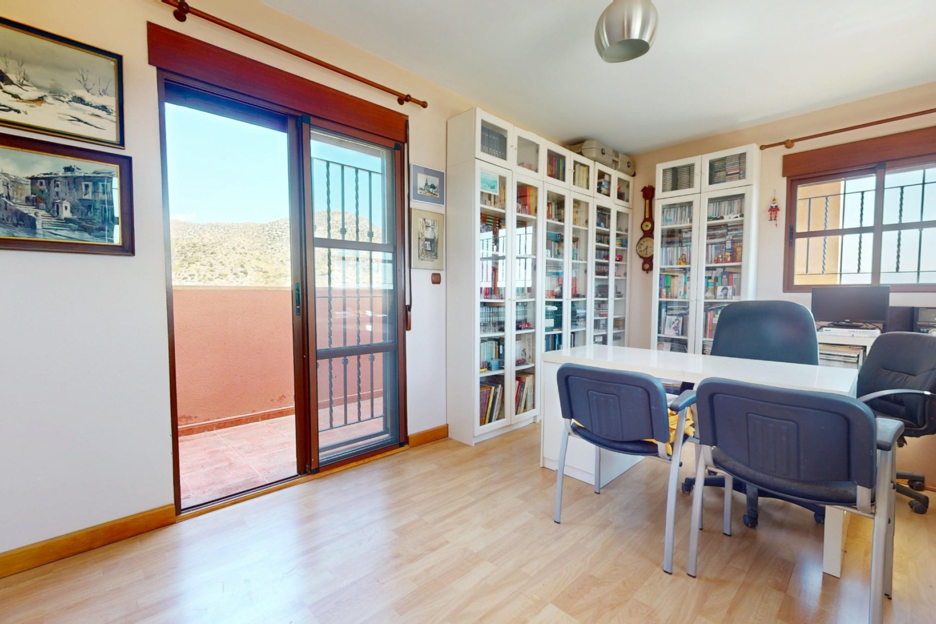 Resale - Villa - Águilas