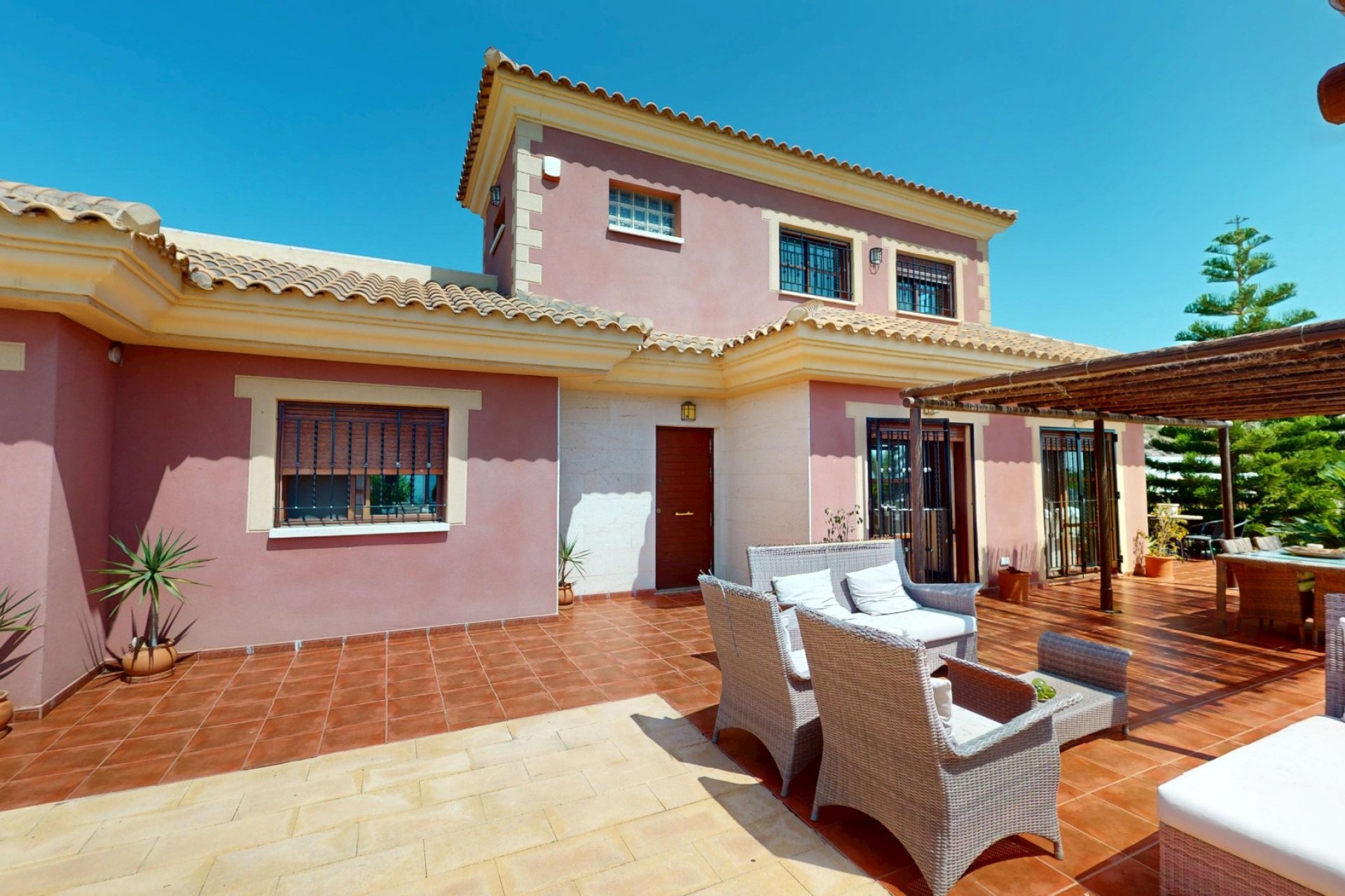 Resale - Villa - Águilas