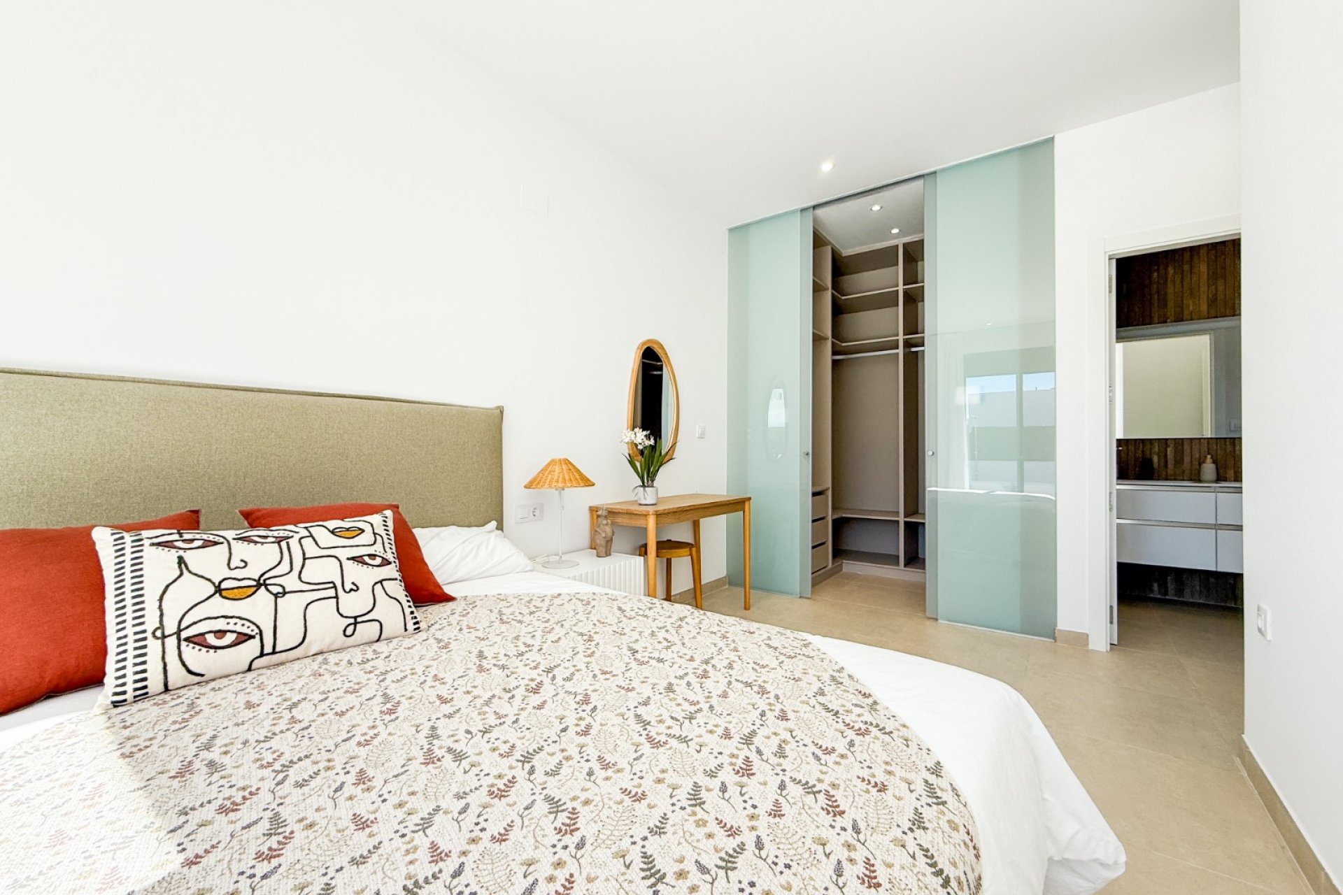 Resale - Villa - San Juan de los Terreros