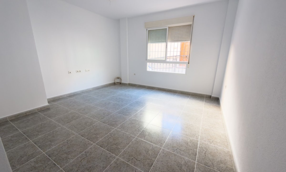 Resale - Apartment / flat - Águilas - Avd Juan Carlos I