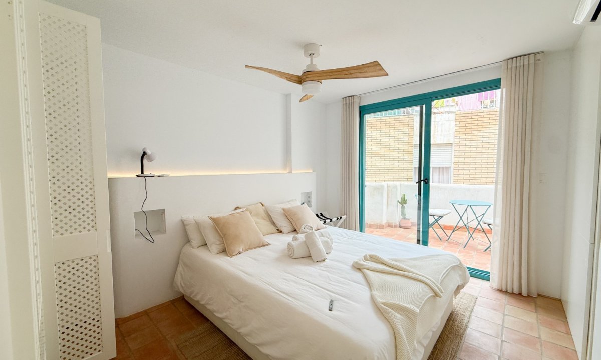 Odsprzedaż - Kamienica - Águilas - Centrum