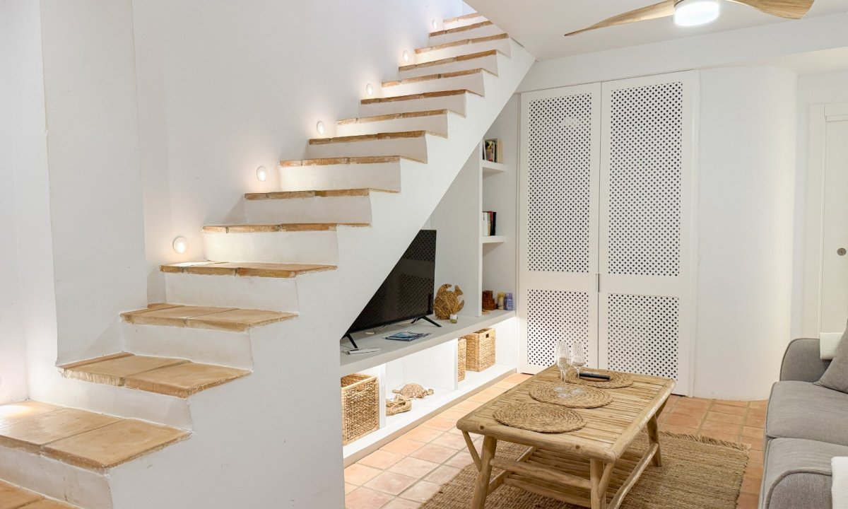 Odsprzedaż - Kamienica - Águilas - Centrum