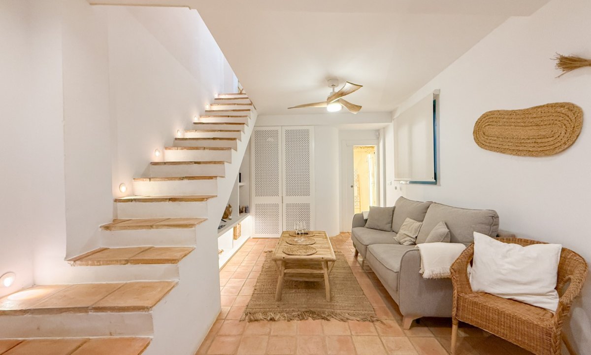 Odsprzedaż - Kamienica - Águilas - Centrum