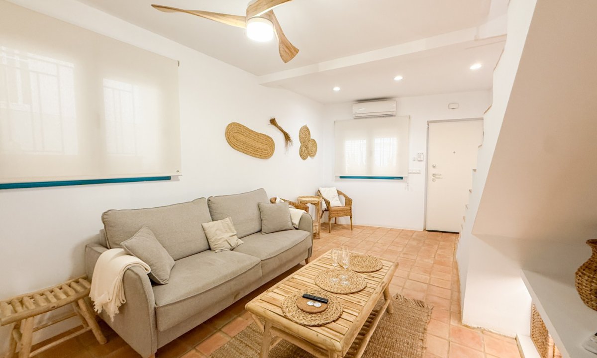 Odsprzedaż - Kamienica - Águilas - Centrum