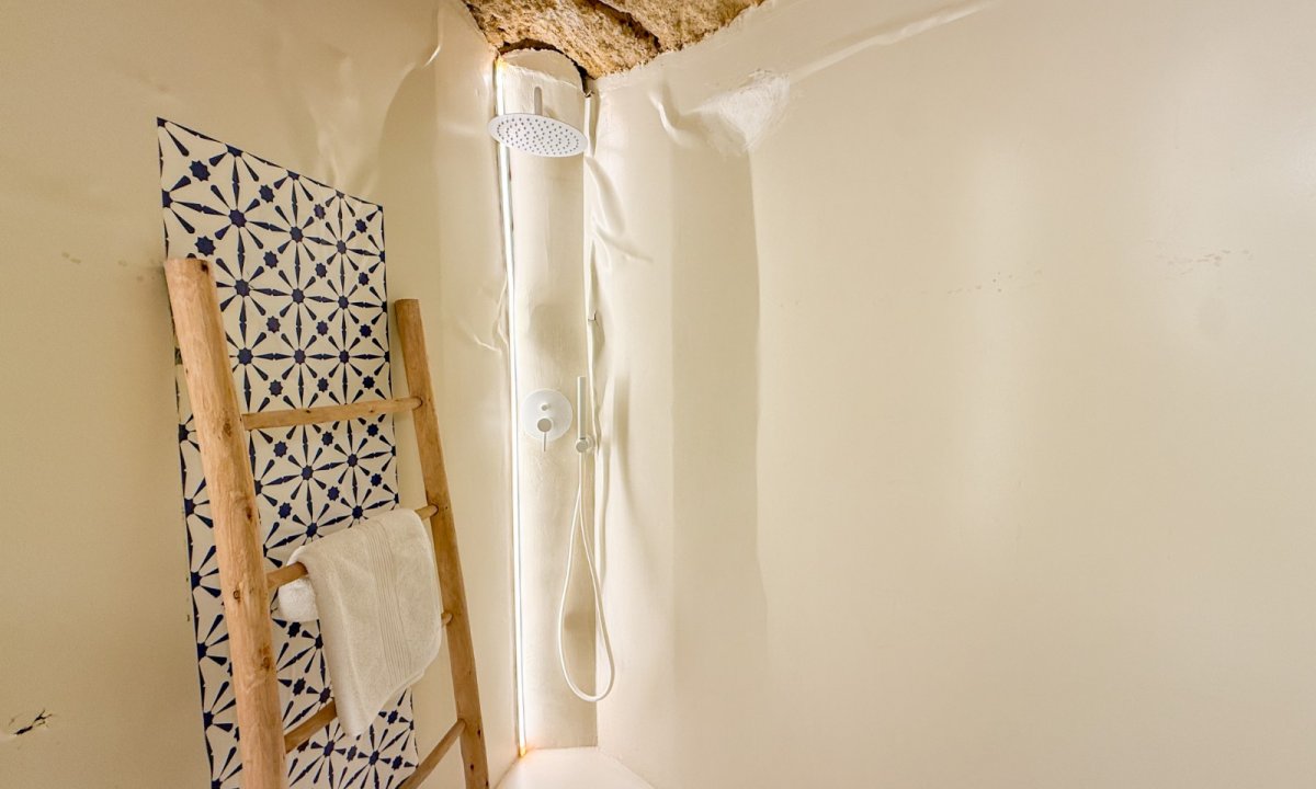 Odsprzedaż - Kamienica - Águilas - Centrum