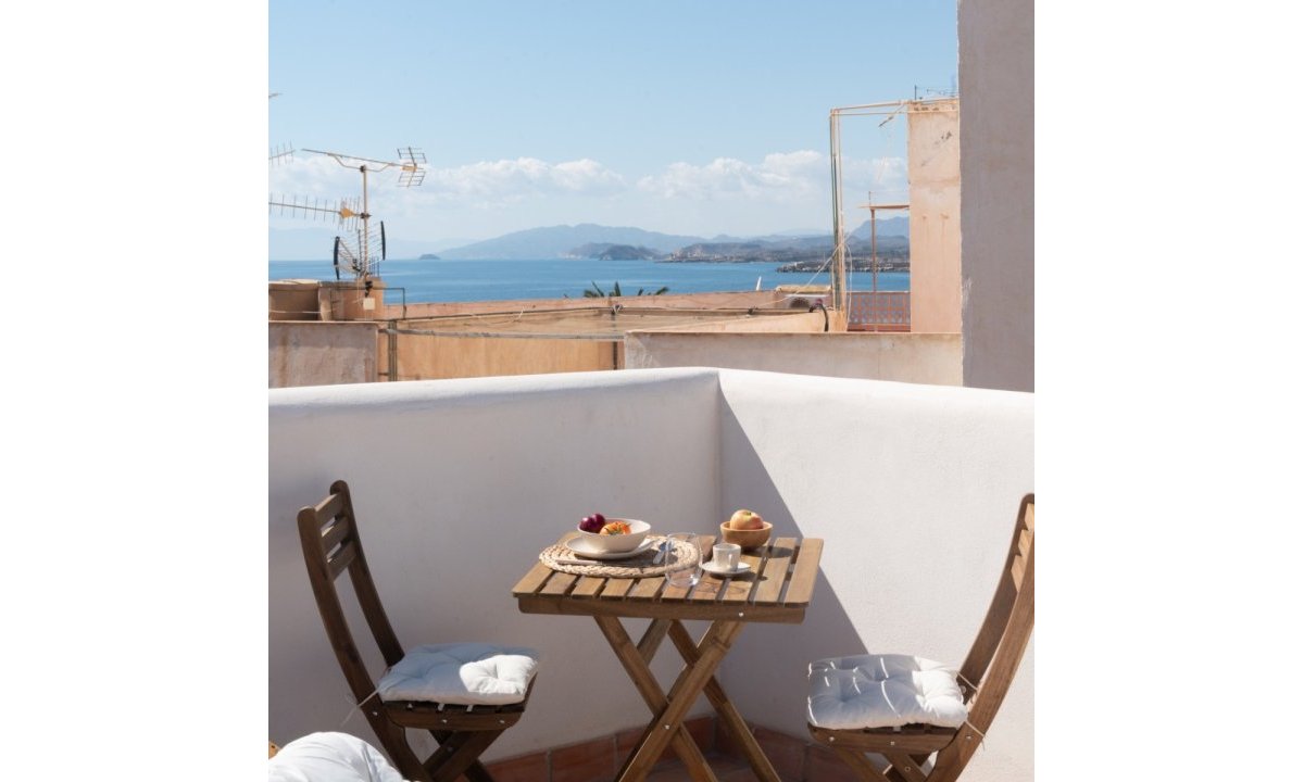 Odsprzedaż - Kamienica - Águilas - Centrum