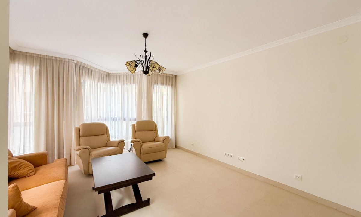 Resale - Apartment / flat - Águilas - Rey Carlos III