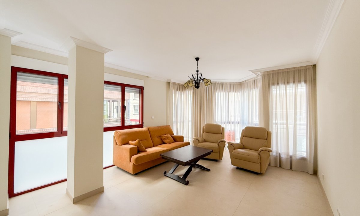 Resale - Apartment / flat - Águilas - Rey Carlos III