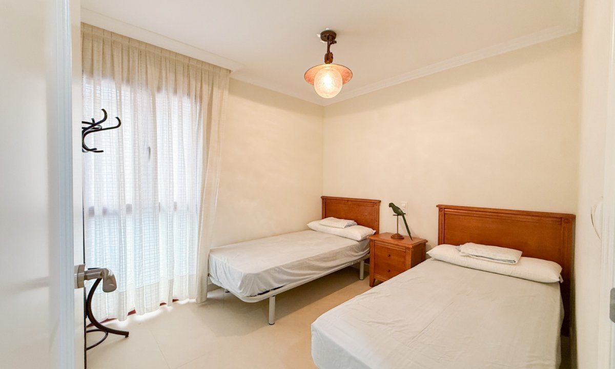 Resale - Apartment / flat - Águilas - Rey Carlos III