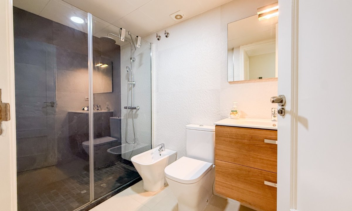 Resale - Apartment / flat - Águilas - Rey Carlos III