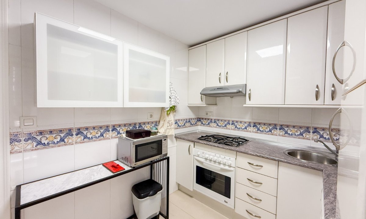 Resale - Apartment / flat - Águilas - Rey Carlos III