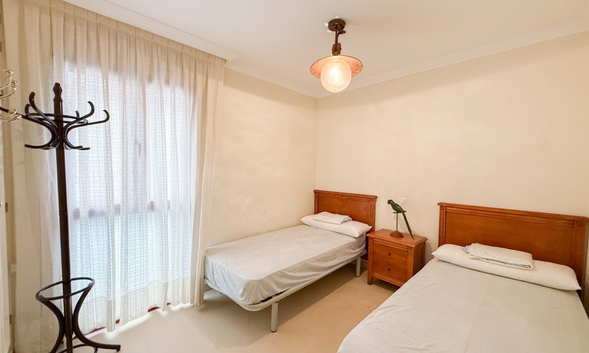 Resale - Apartment / flat - Águilas - Rey Carlos III
