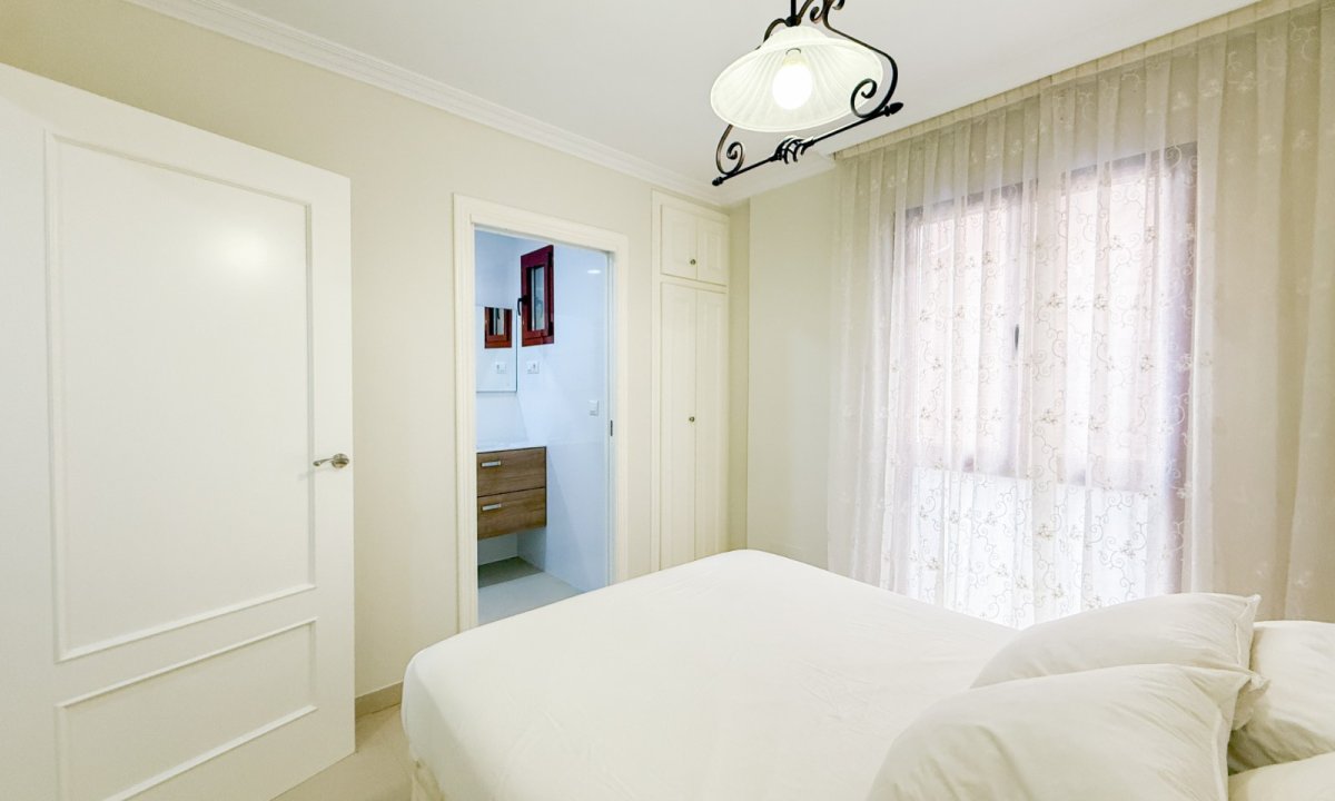 Resale - Apartment / flat - Águilas - Rey Carlos III