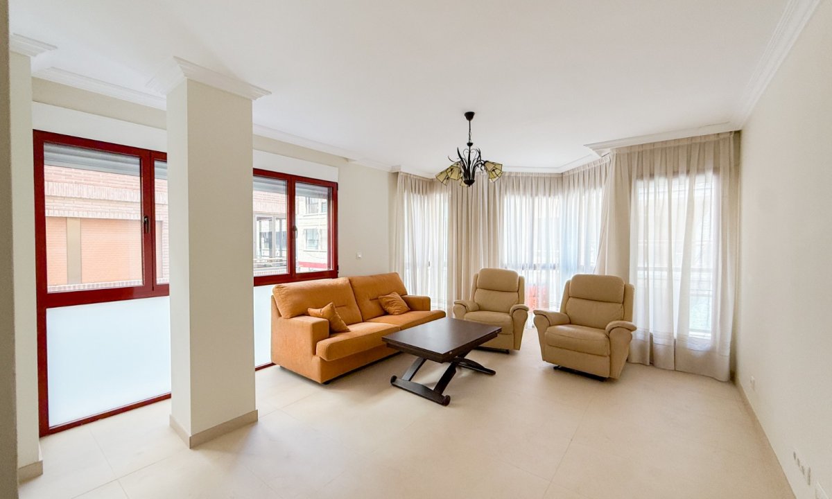 Resale - Apartment / flat - Águilas - Rey Carlos III