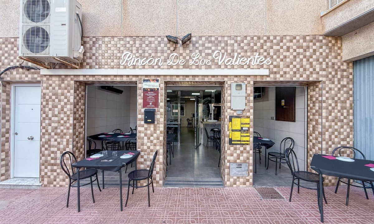 Revente - Commercial - Águilas - Centre