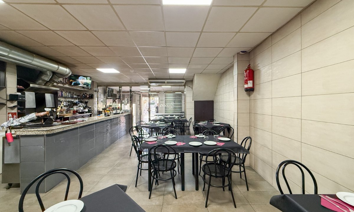 Revente - Commercial - Águilas - Centre