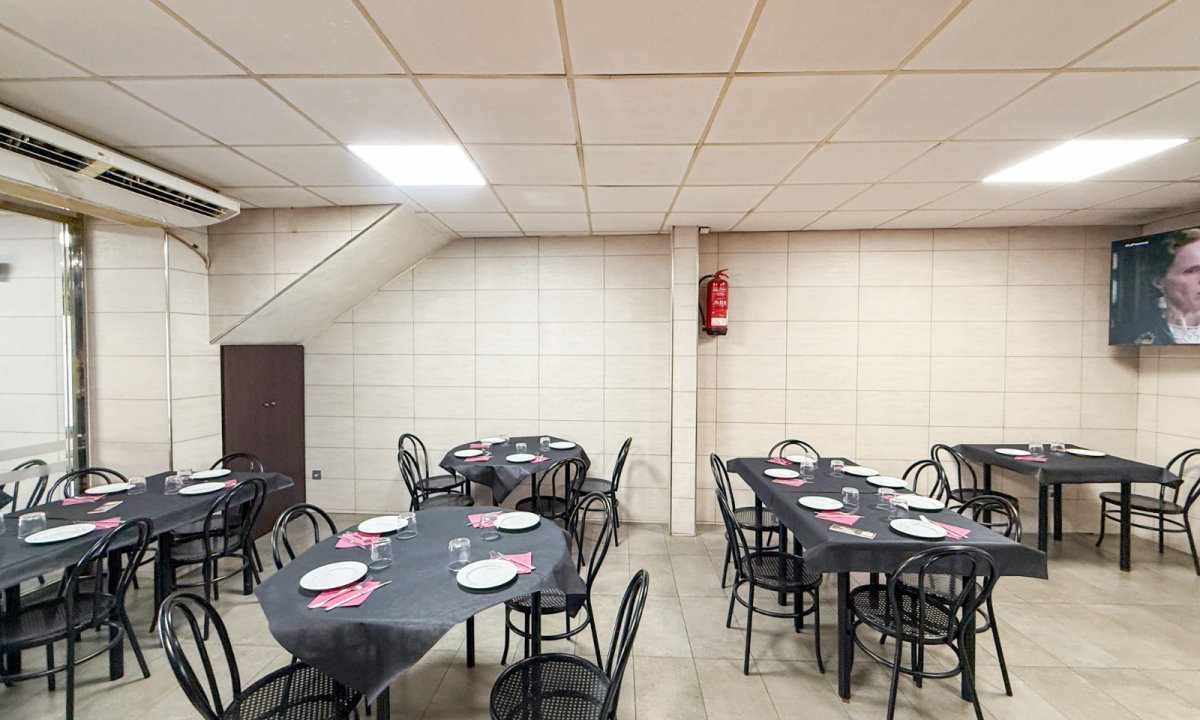 Revente - Commercial - Águilas - Centre