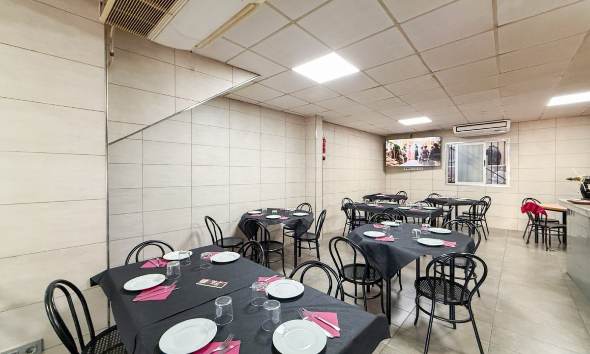 Revente - Commercial - Águilas - Centre