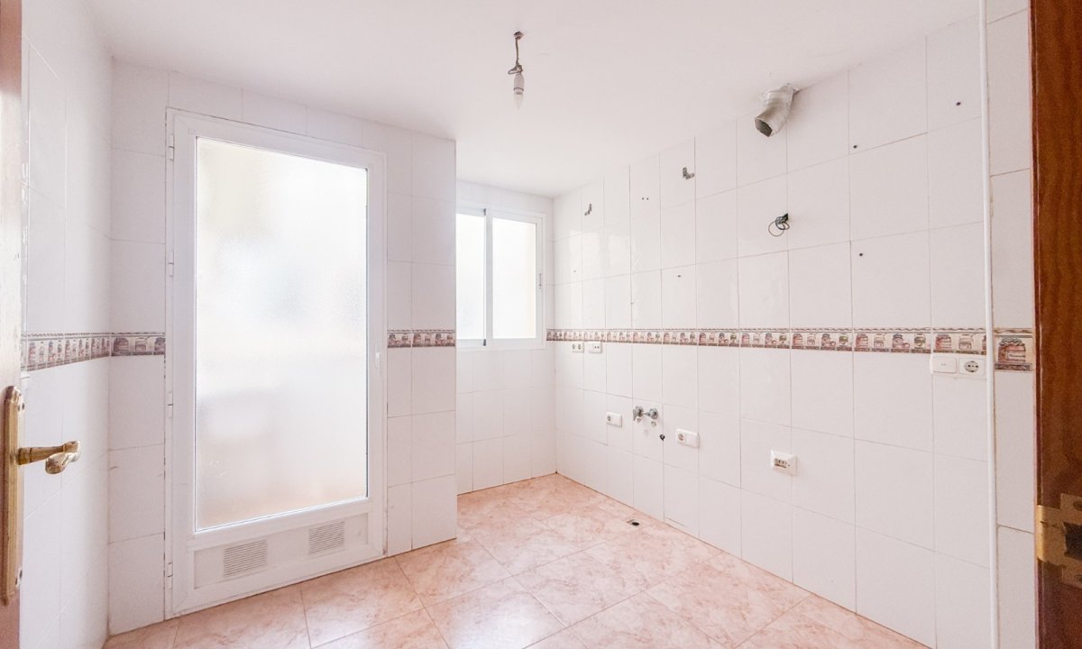 Resale - Apartment / flat - Águilas - Mediterraneo School